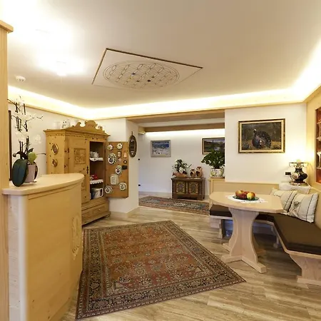 Hotel Pensione Veneranda-3